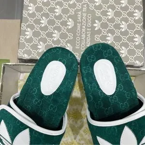靴 Gucci  adidas GG Platform Sandal Green adidas x Gucci GG Platform Sandal Green (Women's) - 702398